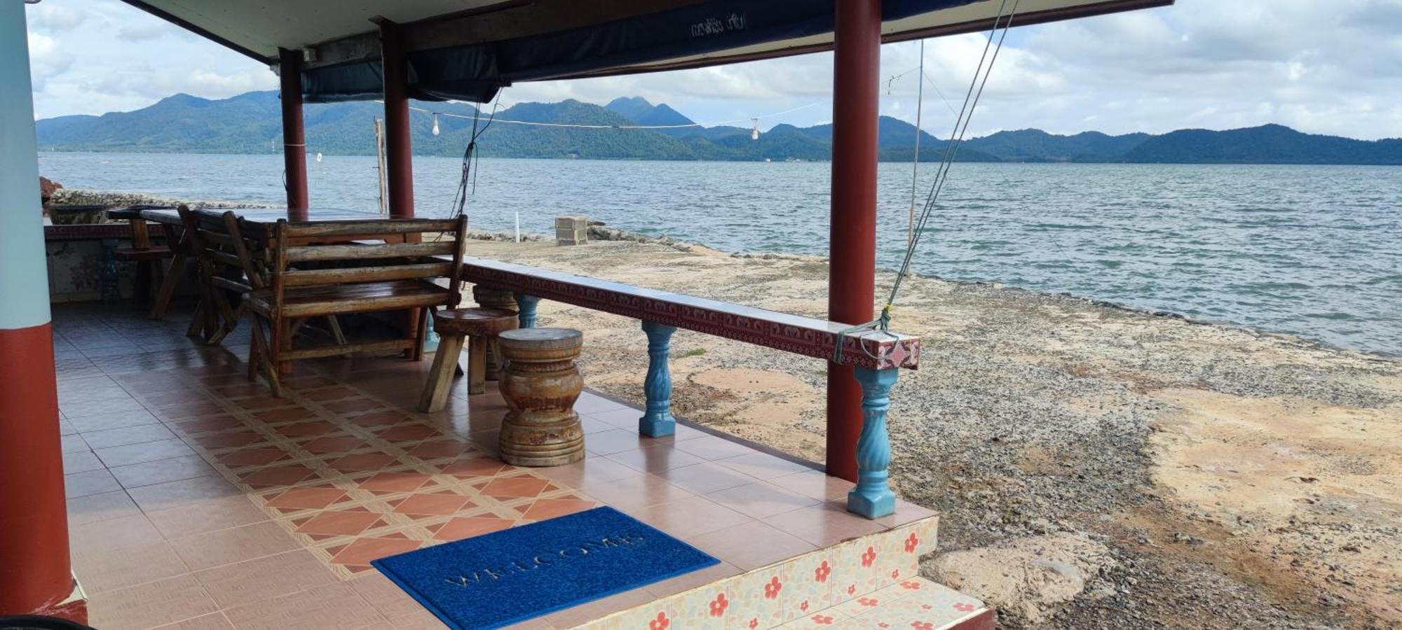 Chattong Resort Trat Bagian luar foto