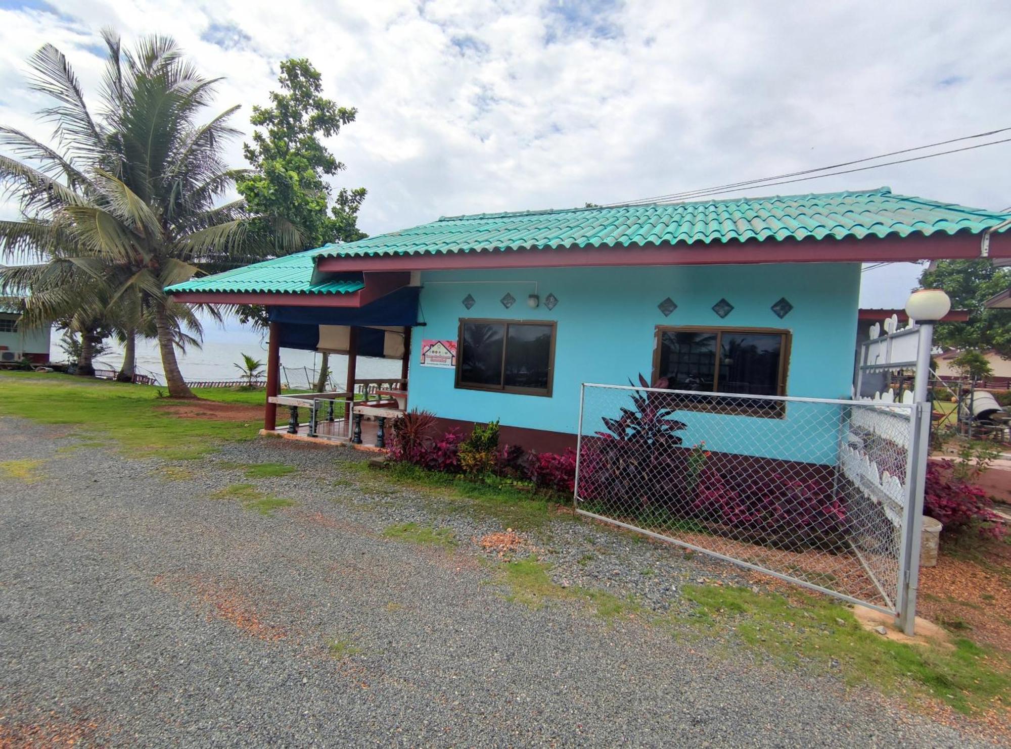 Chattong Resort Trat Bagian luar foto
