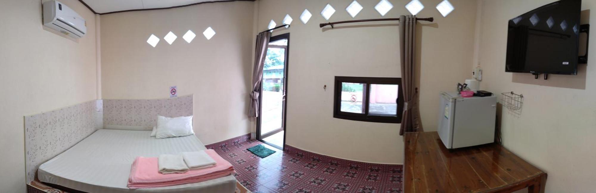 Chattong Resort Trat Bagian luar foto