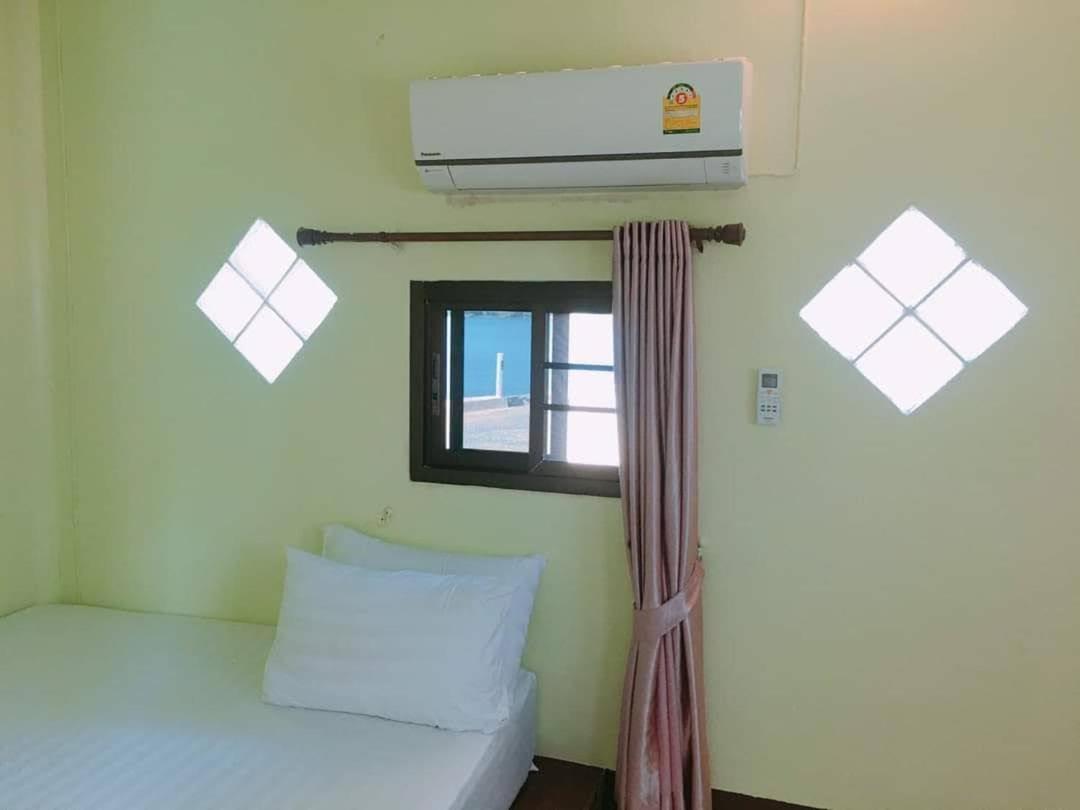 Chattong Resort Trat Bagian luar foto