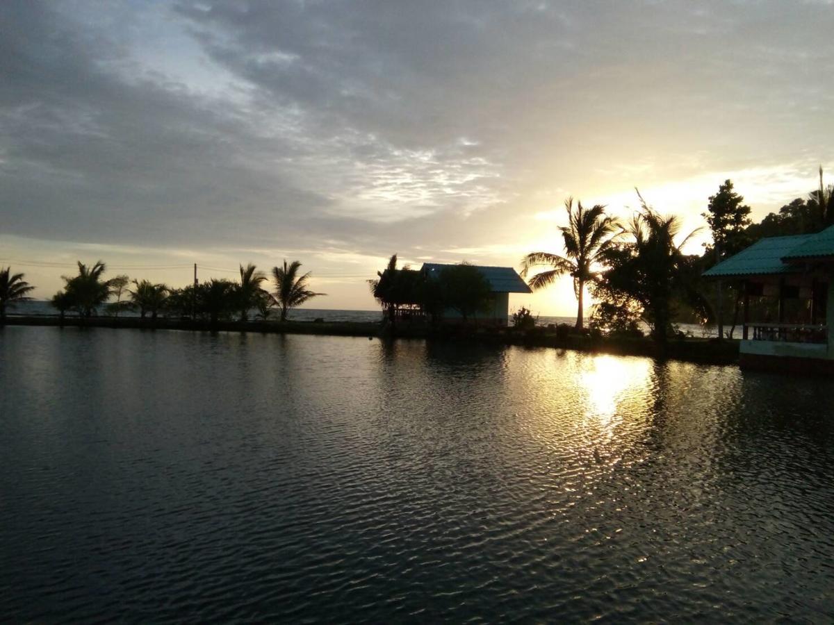 Chattong Resort Trat Bagian luar foto